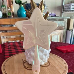 Jeffree Star Star-Shaped Makeup Mirror - Iridescent White